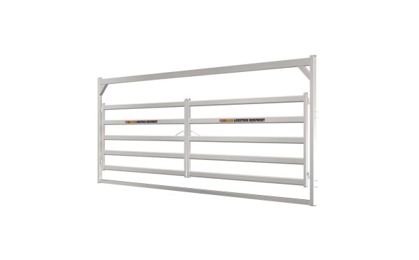 4.2m Bull Rail Double Gate In Frame