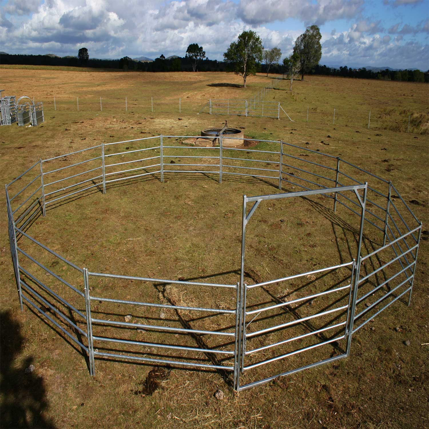 13 Panel Horse Round Yard